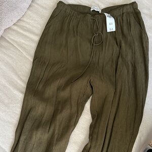 Abercrombie High Waisted Olive Green Pants